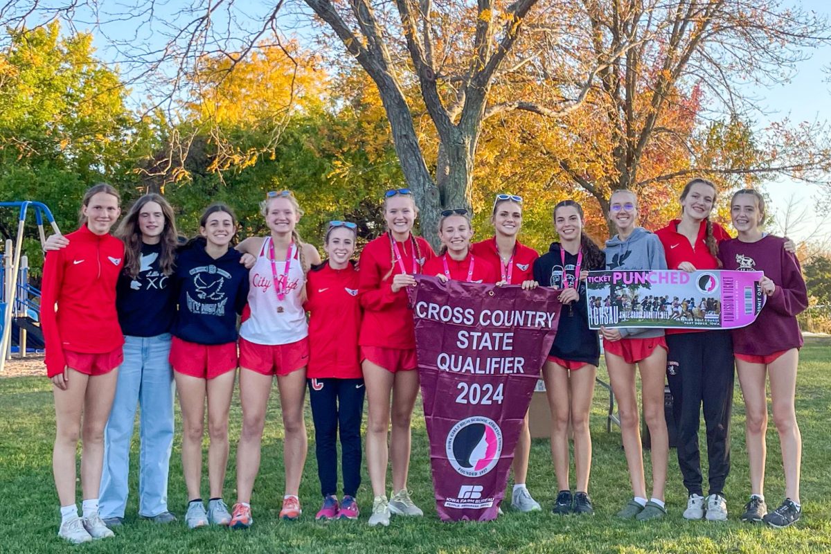 The girls team had 50 points to finish second. Pleasant Valley won with 17 points. Abigail Burns '26, Grace Hamann '27, Eliza Doster '28, Nicole Peterson '25, and Nina Peterson '25 also earned All-District with places 6th, 8th, 11th, 12th, and 13th. The boys team finished with 41 points. Linus McRoberts podiumed, placing 2nd. Max McDowell '26, Emmet Palmberg '27, and George Karr '25 also earned All-District with places 5th, 8th, and 9th.